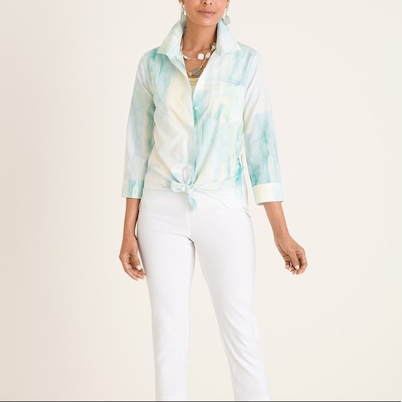 CHICOS Watercolor Print No Iron Pocket Button Top - Picture 9 of 9